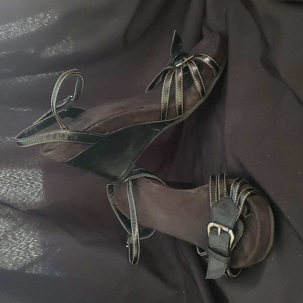 Black Bass Wedge sandals